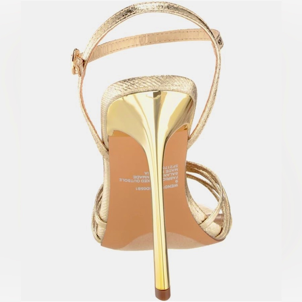 ⭐️HOST PICK⭐️ BRAND NEW Steve Madden Gold Wendy Shoe. OUT OF STOCK EVERYWHERE. - Picture 7 of 12